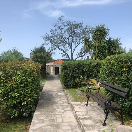 Charming Apartment For 3 Pax In Cavtat Exterior photo